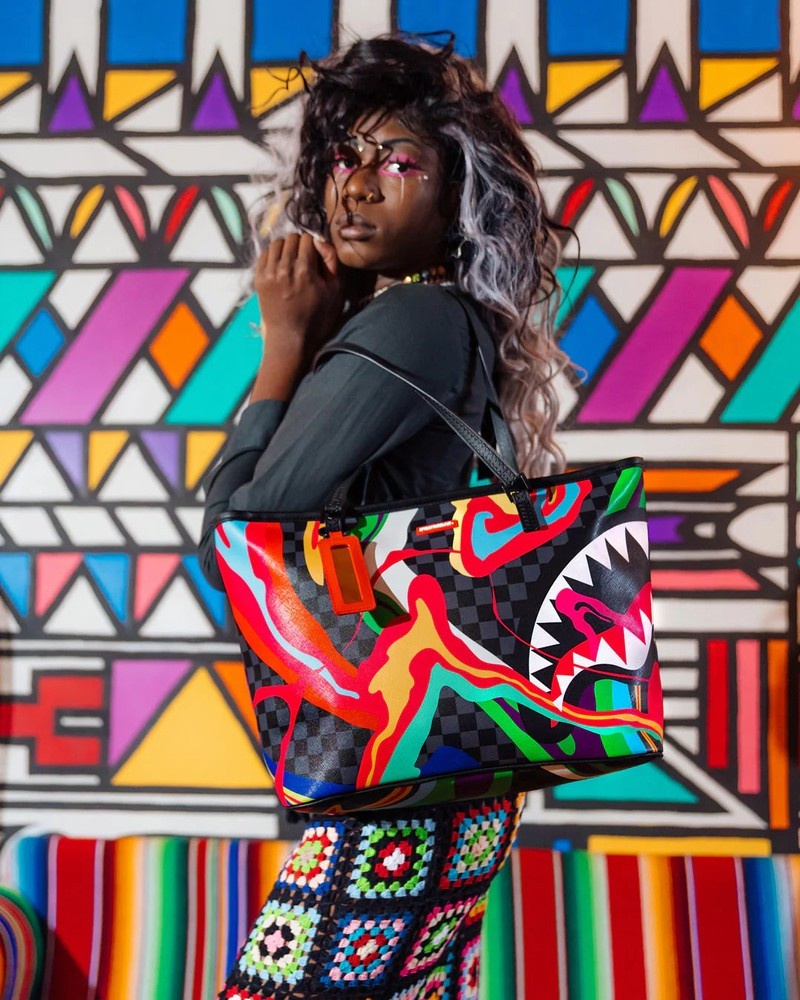 Multicolor Sprayground Laffy Taffy Men's Tote Bags | 405190358